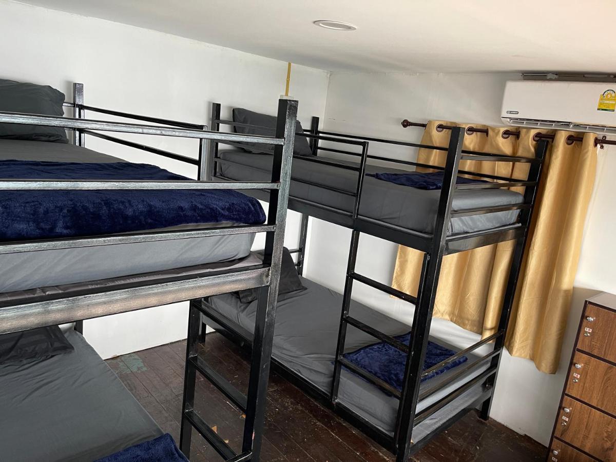 Watermellow Hostel Тау Экстерьер фото